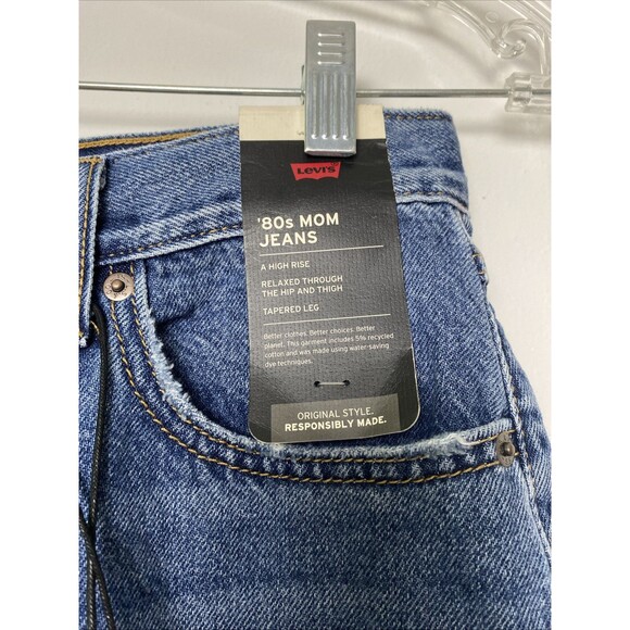Levi’s 80’s High Rise Mom Jeans Size 26X30 Blue Distressed Pockets NWT - Picture 13 of 15
